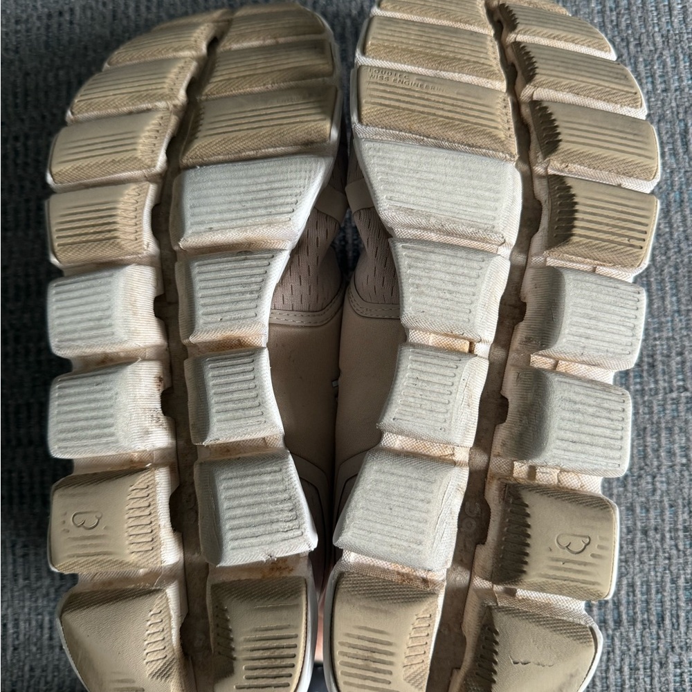 On Cloud 5 - image 4